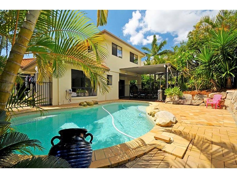 37 Bayswater Avenue, Varsity Lakes QLD 4227