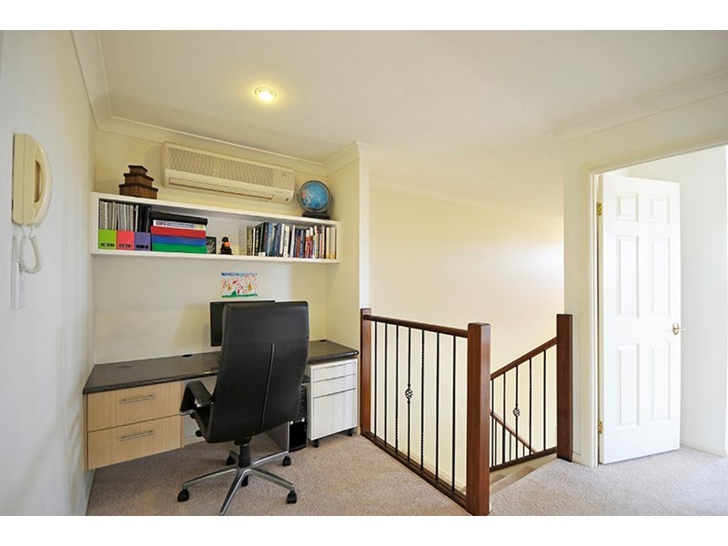 37 Bayswater Avenue, Varsity Lakes QLD 4227