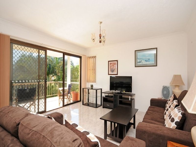 4/15 Mermaid Avenue, Mermaid Beach QLD 4218