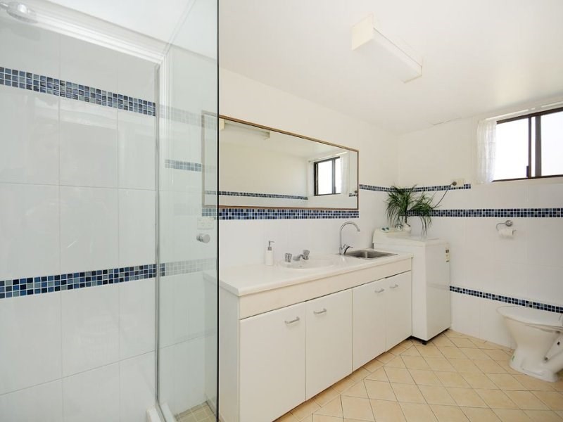 4/15 Mermaid Avenue, Mermaid Beach QLD 4218