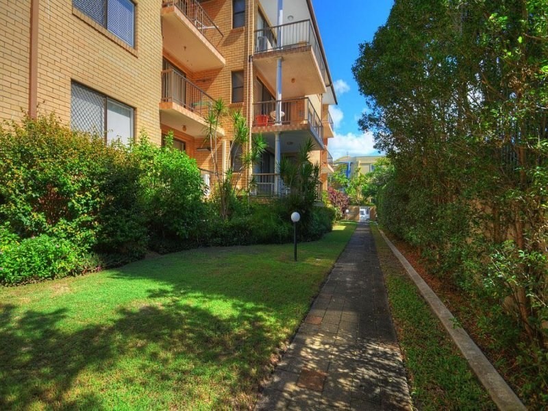 4/15 Mermaid Avenue, Mermaid Beach QLD 4218
