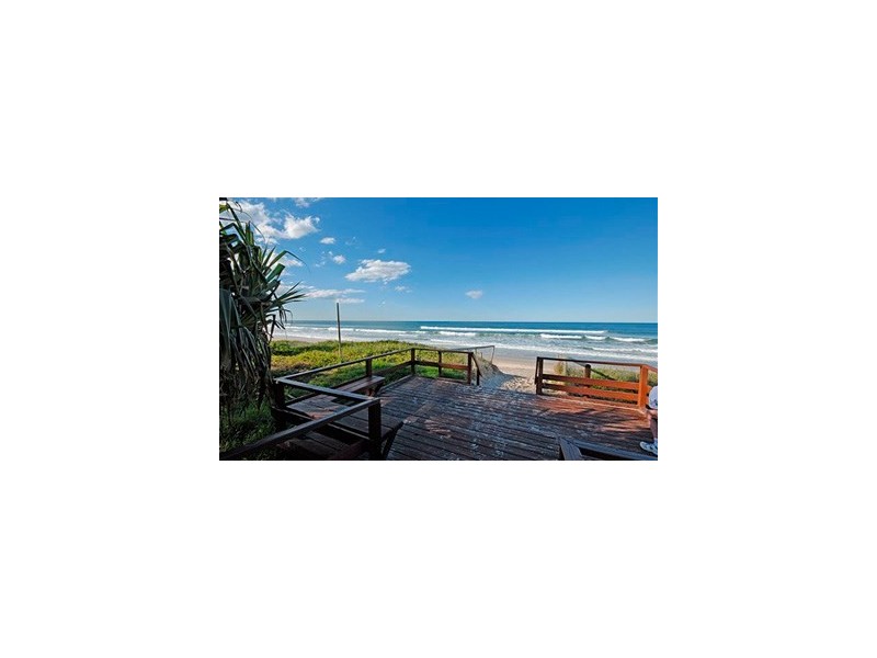 4/15 Mermaid Avenue, Mermaid Beach QLD 4218