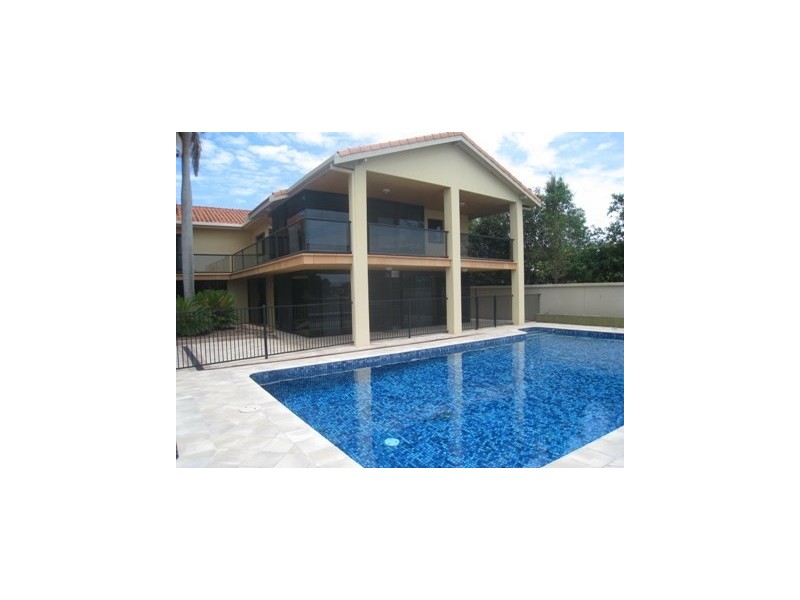 10 Southern Cross Drive, Surfers Paradise QLD 4217