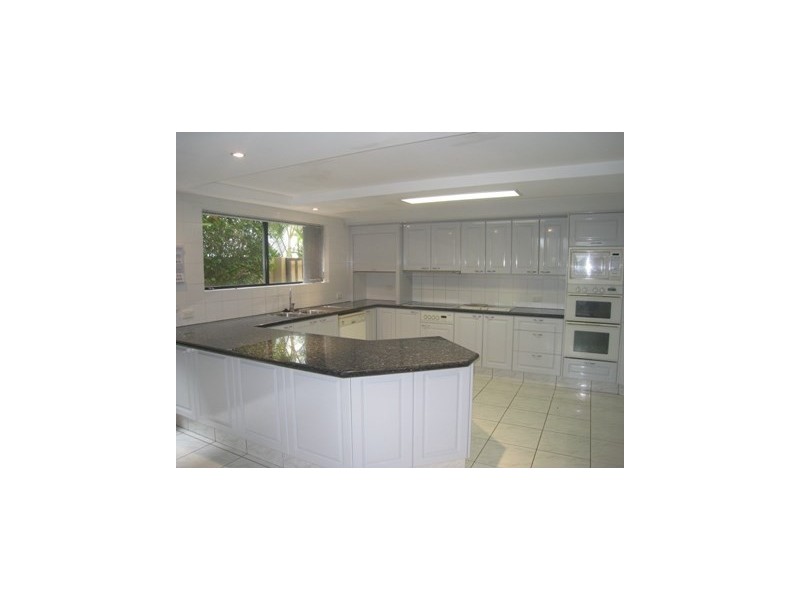 10 Southern Cross Drive, Surfers Paradise QLD 4217