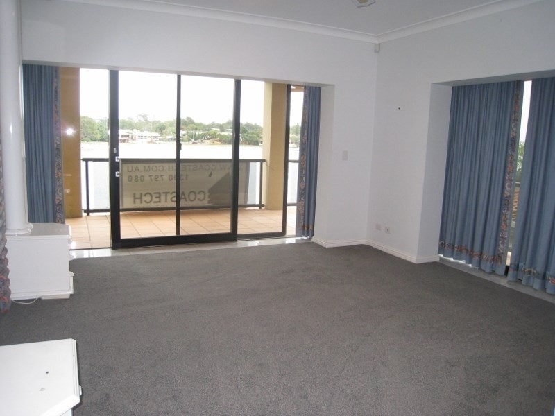 10 Southern Cross Drive, Surfers Paradise QLD 4217