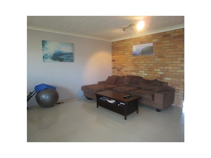 6/4 Rolan Court, Palm Beach QLD 4221