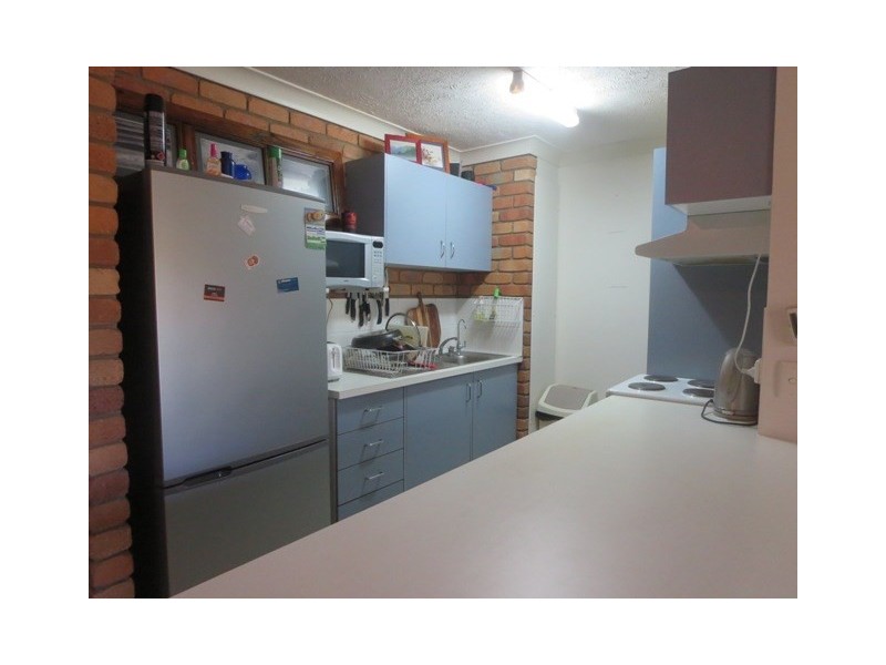 6/4 Rolan Court, Palm Beach QLD 4221