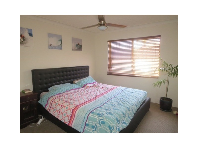 6/4 Rolan Court, Palm Beach QLD 4221