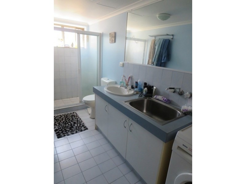 6/4 Rolan Court, Palm Beach QLD 4221