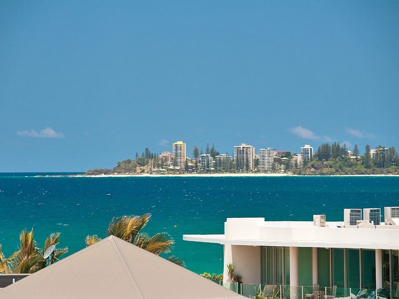 19 Woodgee Street, Currumbin QLD 4223