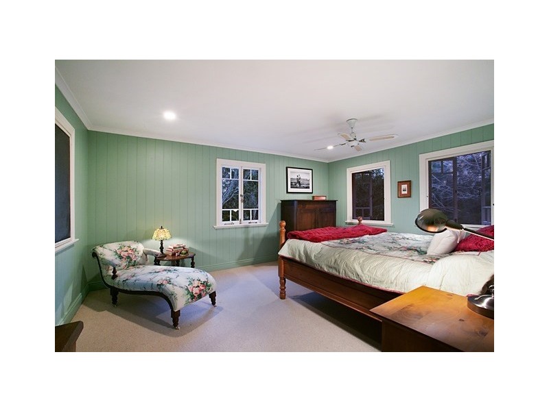 590 Tallebudgera Creek Road, Tallebudgera QLD 4228