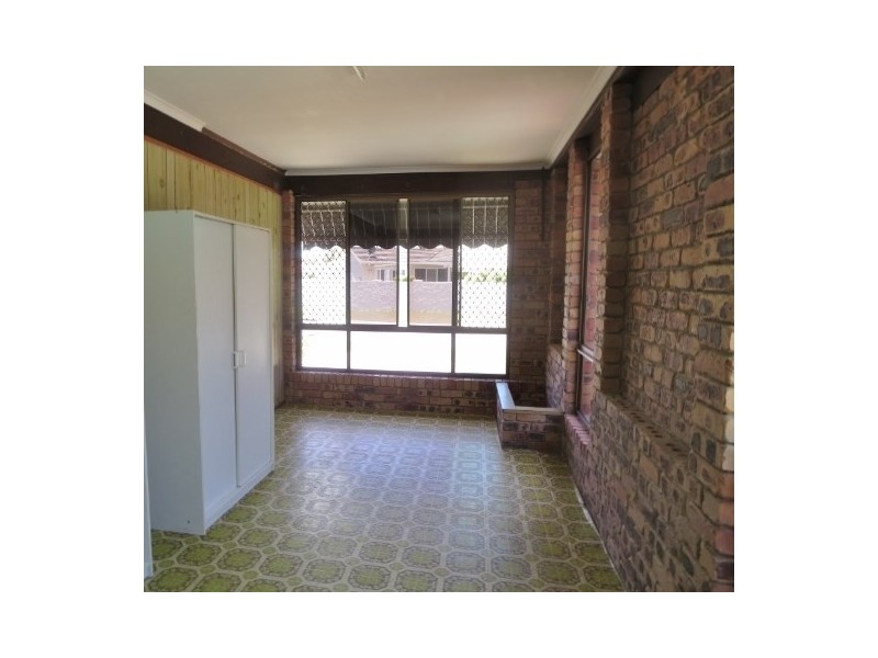 7 Tekapo Street, Broadbeach Waters QLD 4218