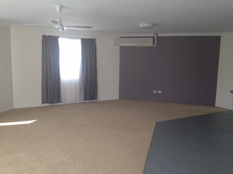 9 Technology Drive, Arundel QLD 4214