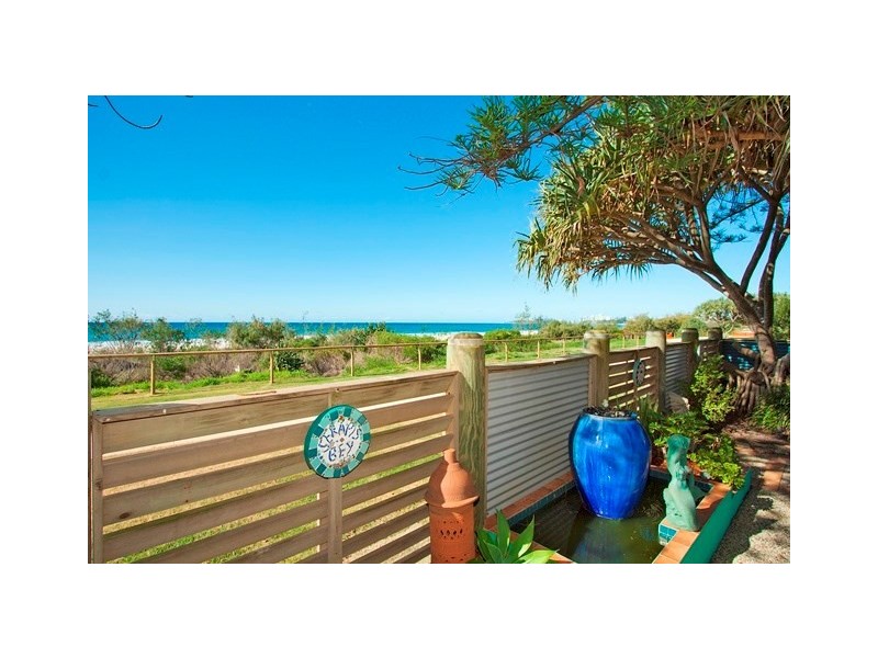 2 Matters Street, Bilinga QLD 4225
