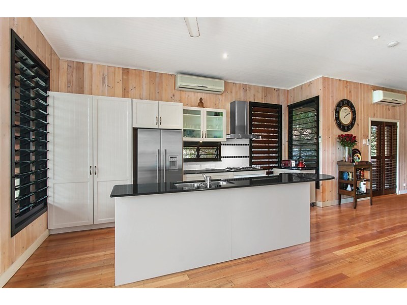 14 Woodgee Street, Currumbin QLD 4223