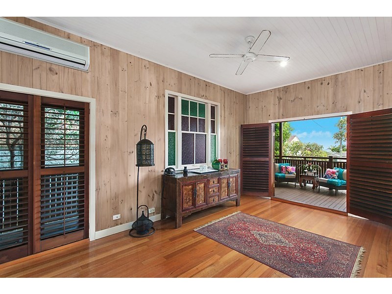 14 Woodgee Street, Currumbin QLD 4223