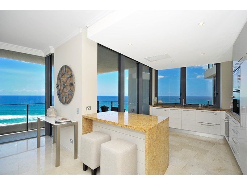 42/173 Old Burleigh Road, Broadbeach QLD 4218