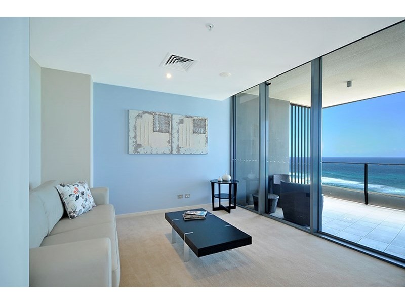 42/173 Old Burleigh Road, Broadbeach QLD 4218