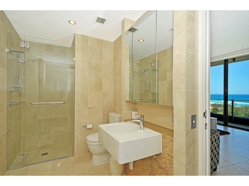 23/173 Old Burleigh Road, Broadbeach QLD 4218