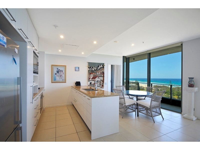 23/173 Old Burleigh Road, Broadbeach QLD 4218