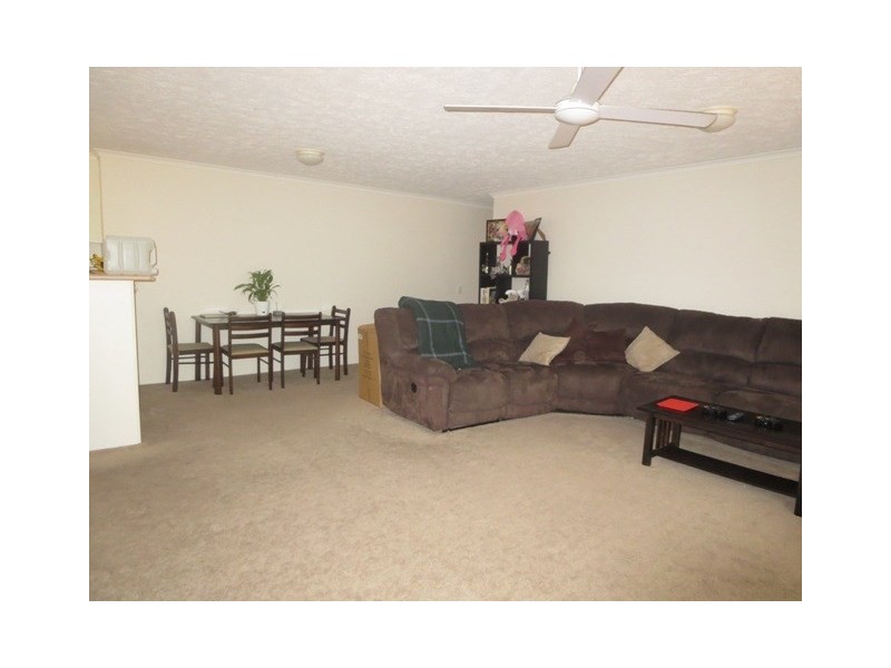4/32-34 Second Avenue, Broadbeach QLD 4218