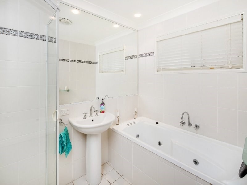 14 Sky Royal Terrace, Burleigh Heads QLD 4220