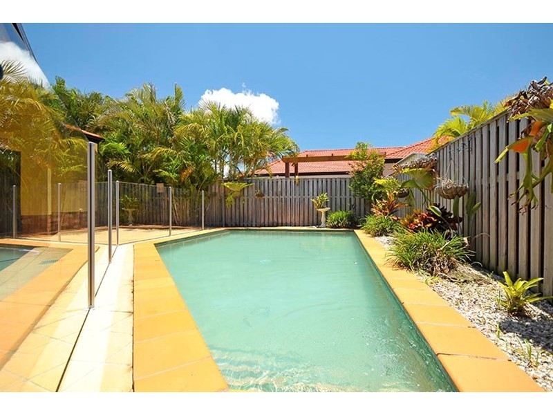 25 Tropicana Circuit, Burleigh Waters QLD 4220