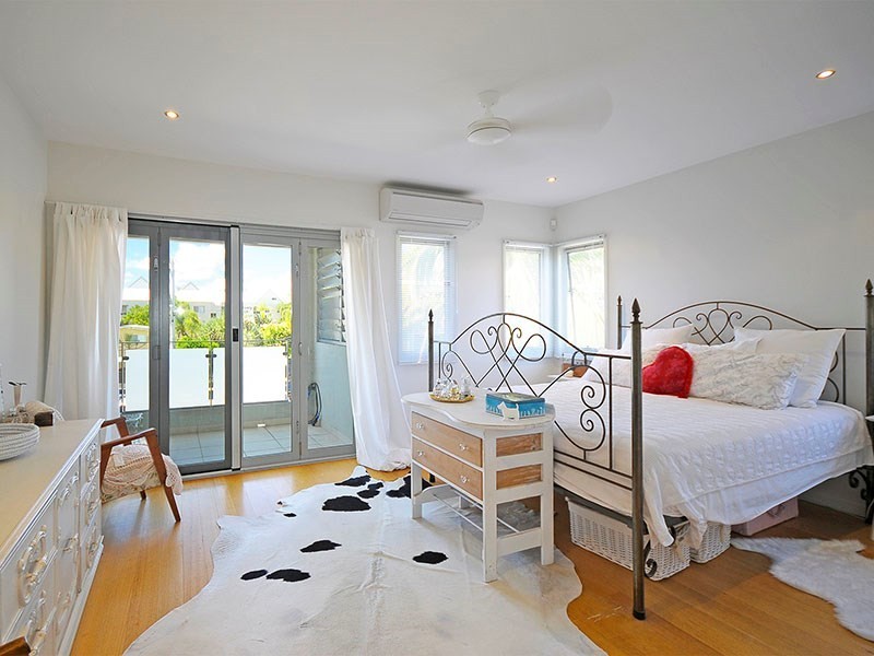 1/56 Teemangum Street, Currumbin QLD 4223