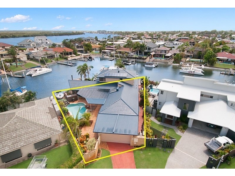 3 Wills Court, Paradise Point QLD 4216