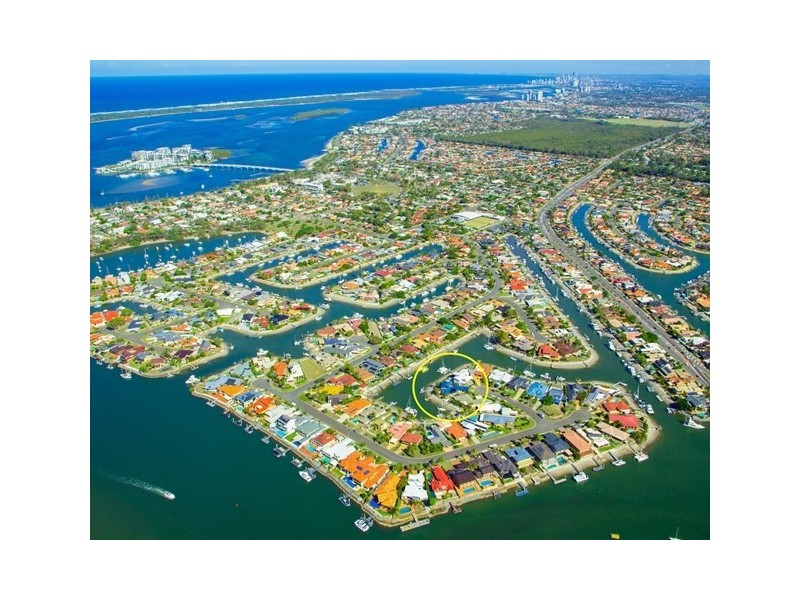 3 Wills Court, Paradise Point QLD 4216