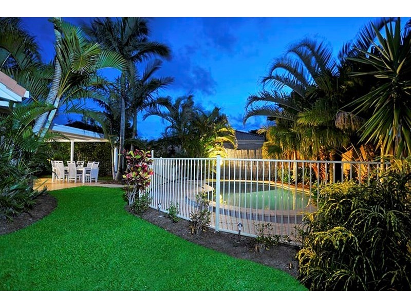 8 Rice Place, Varsity Lakes QLD 4227