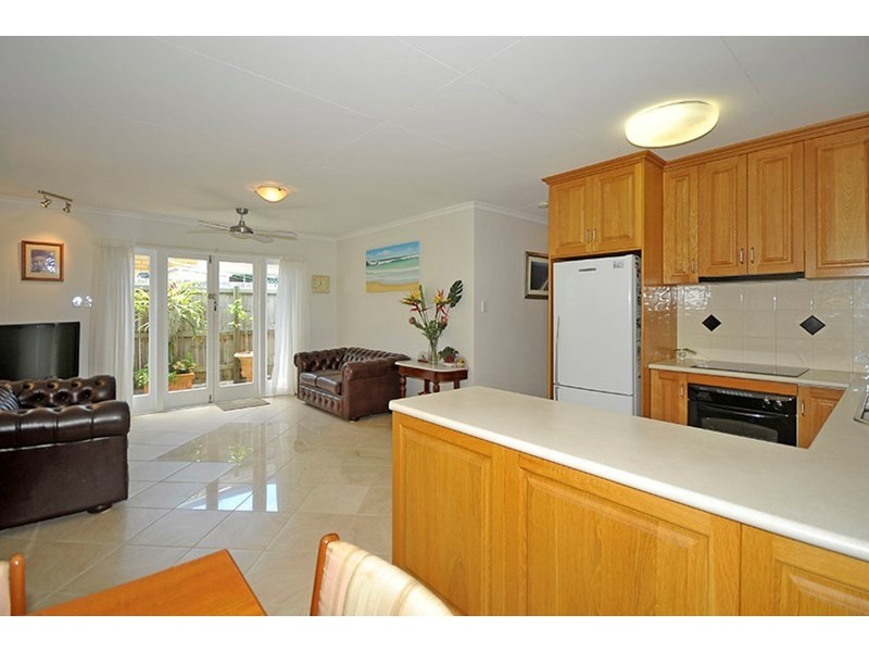 37 William Street, Mermaid Beach QLD 4218