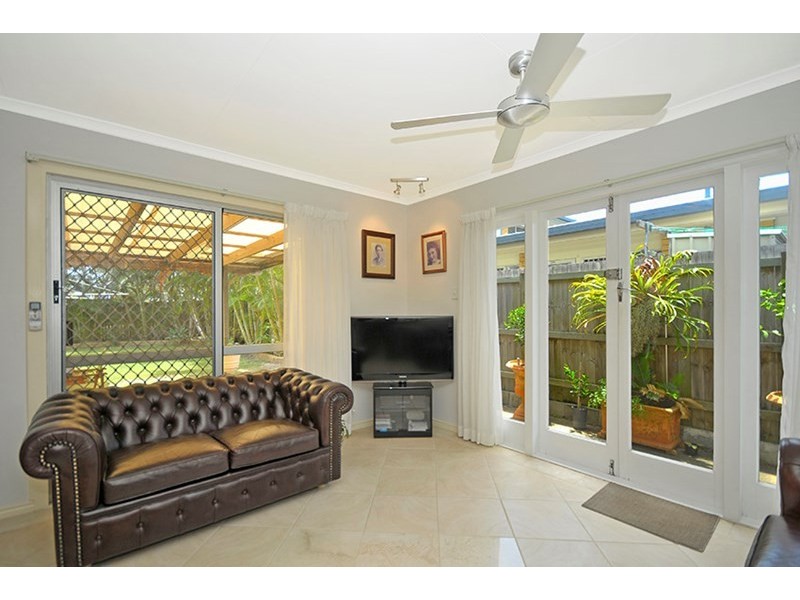 37 William Street, Mermaid Beach QLD 4218