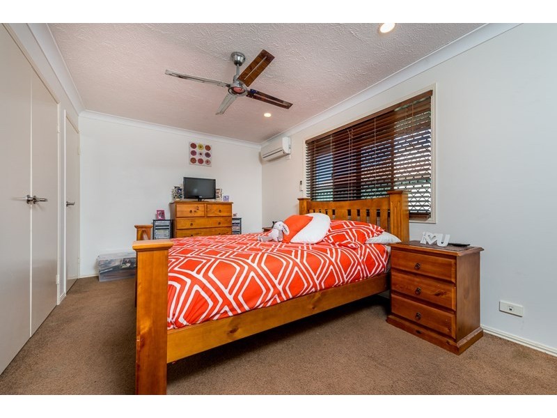 11 Mackay Place, Burleigh Waters QLD 4220