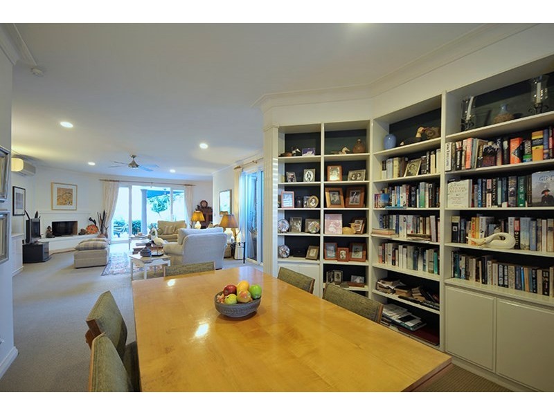 61 Kirralee Drive, Robina QLD 4226