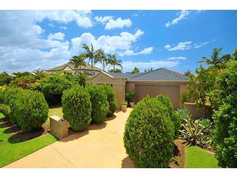 61 Kirralee Drive, Robina QLD 4226