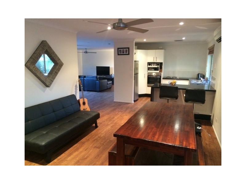 17 Nozomi Street, Burleigh Waters QLD 4220
