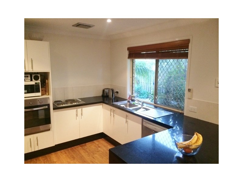 17 Nozomi Street, Burleigh Waters QLD 4220