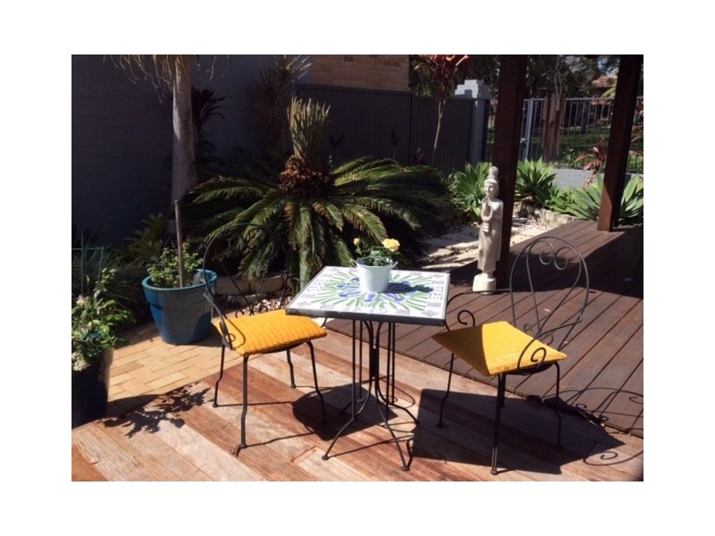 1/8 Vespa Crescent, Bundall QLD 4217