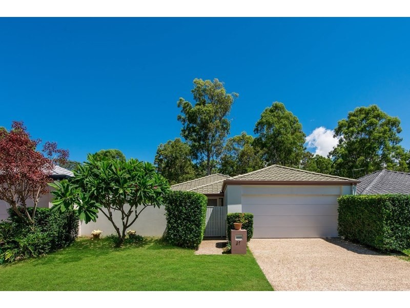 37 Seville Circuit, Burleigh Waters QLD 4220