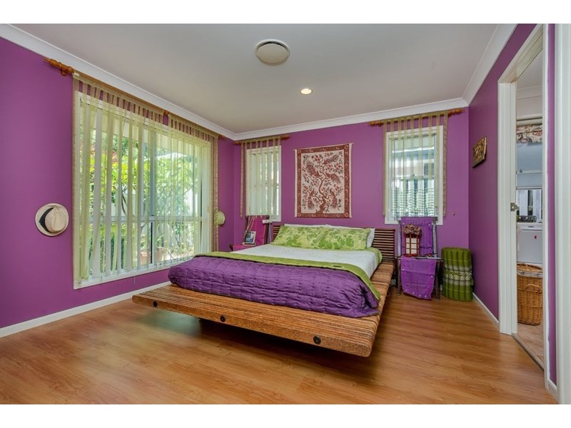 37 Seville Circuit, Burleigh Waters QLD 4220