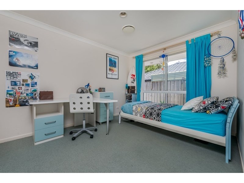 37 Seville Circuit, Burleigh Waters QLD 4220