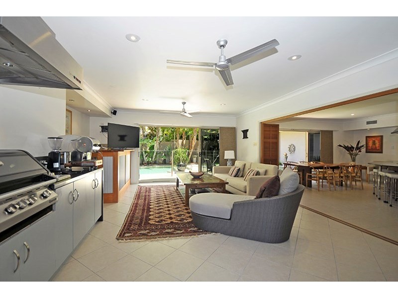 17 Sagitta Place, Robina QLD 4226