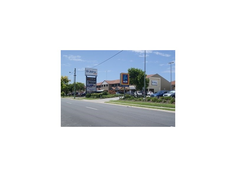 3/4 Brown Street, Labrador QLD 4215