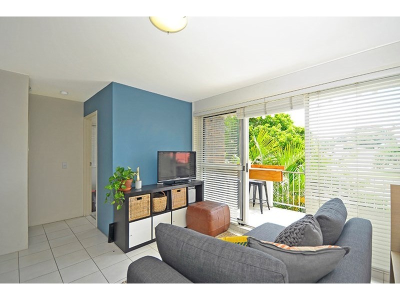 4/18 Tomewin Street, Currumbin QLD 4223