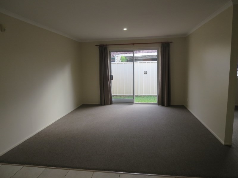 20 Volante Crescent, Mermaid Waters QLD 4218