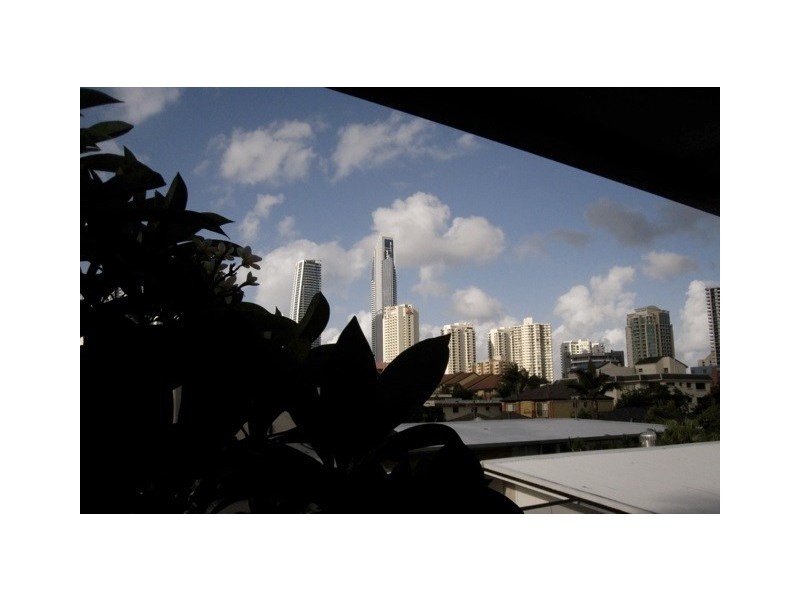 24 Paradise Island, Surfers Paradise QLD 4217