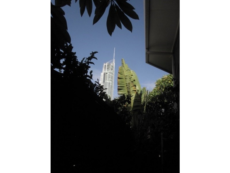 24 Paradise Island, Surfers Paradise QLD 4217