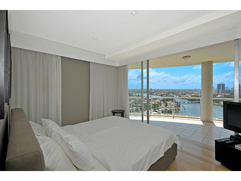 64 ‘The Pinnacle’, 2898 Gold Coast Highway, Surfers Paradise QLD 4217