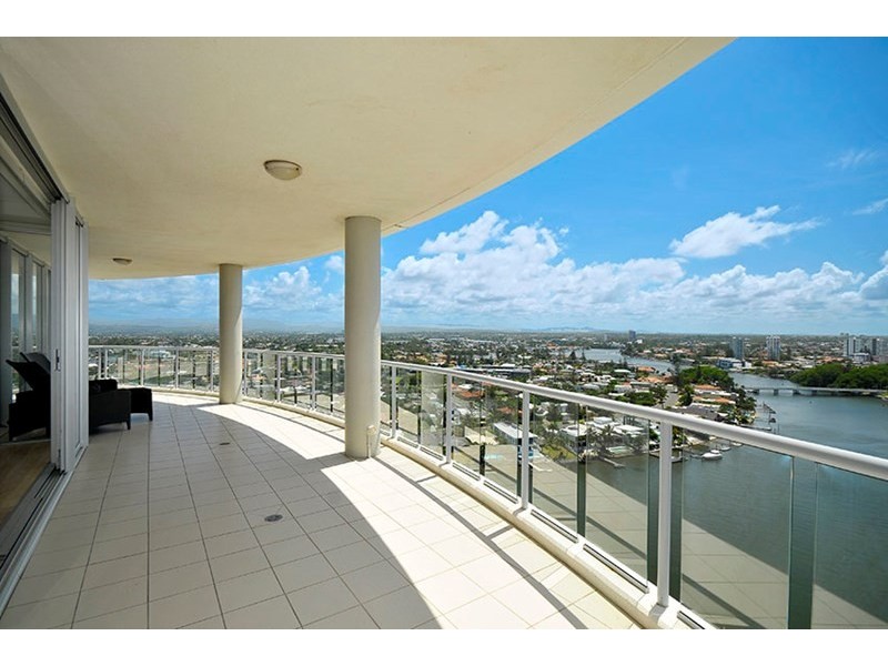 64 ‘The Pinnacle’, 2898 Gold Coast Highway, Surfers Paradise QLD 4217